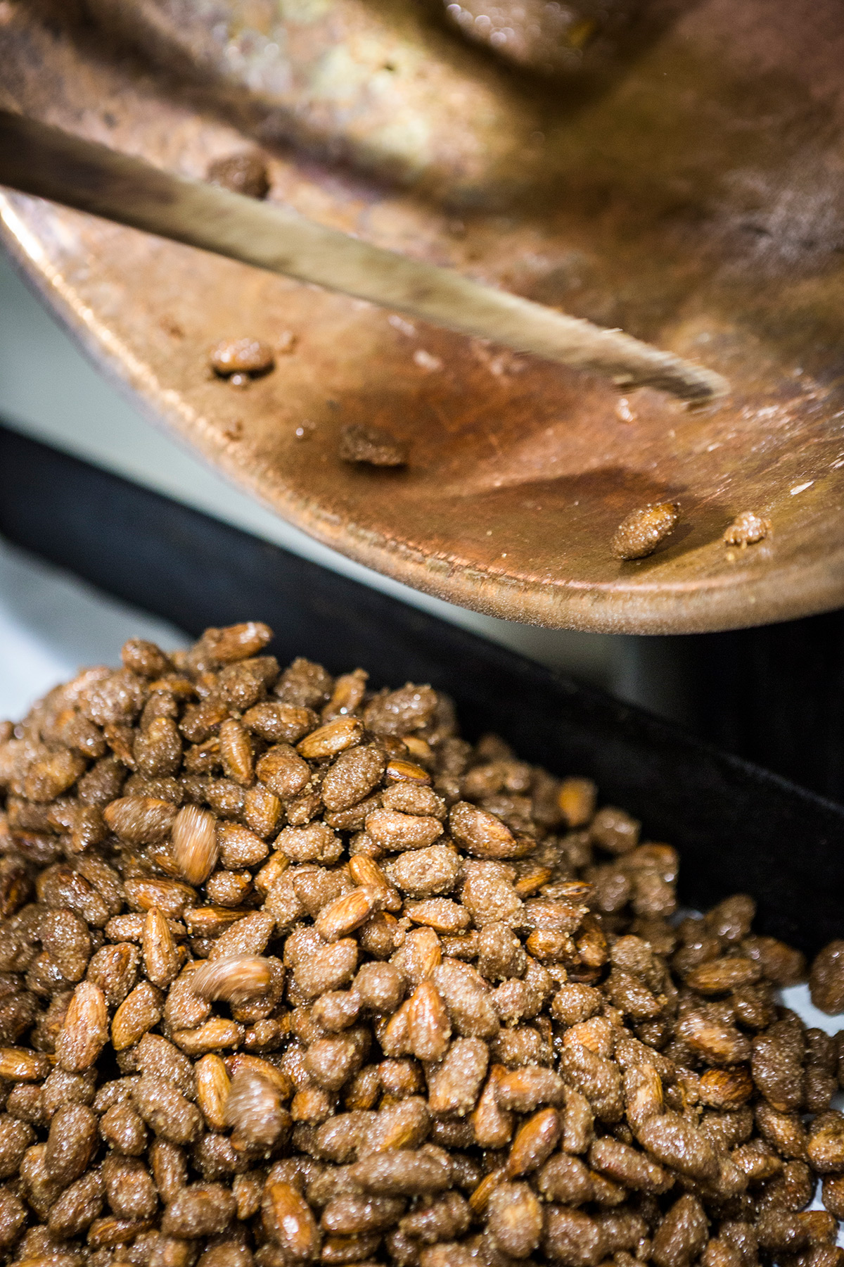 Sesoulas Traditional Products of Kefalonia & Traditional Greek sweet treats | Mandoles, tsoureki,  comfeto, nougat, pasteli and many other traditional desserts of Kefalonia | Traditional bakery in Argostoli Kefalonia | Sesoulas Pastry Shop Kefalonia | Mandola Kefalonia